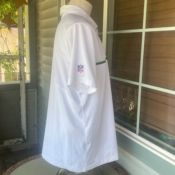 Nike Seattle Seahawks polo.  Large.  Great condition. - Picture 3 of 9